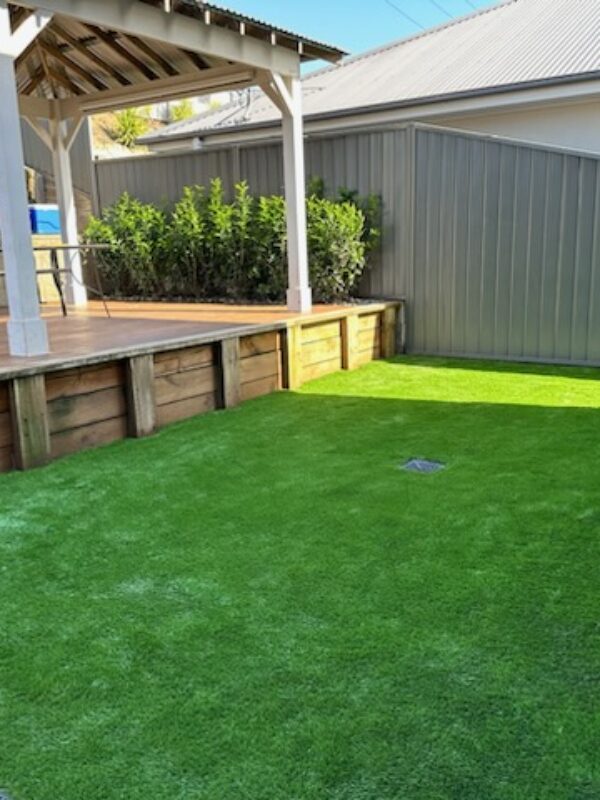 Backyard install sydney 35mm artificial grass synthetic turf
